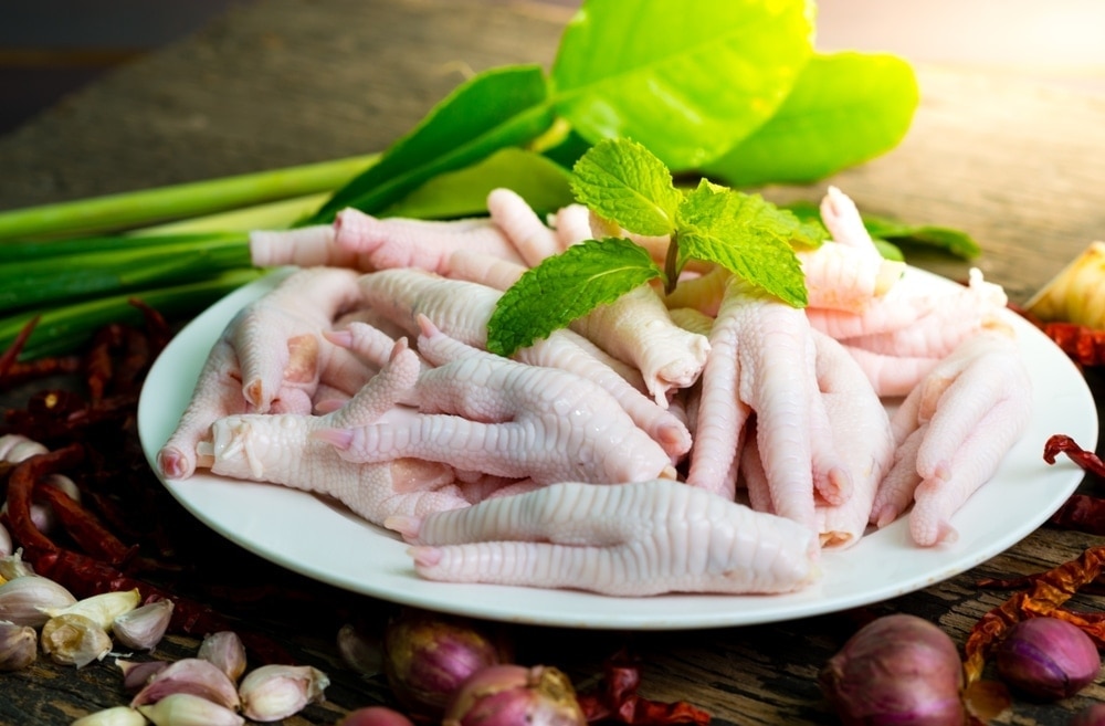 Cuáles son los beneficios de las patitas de pollo para la salud?
