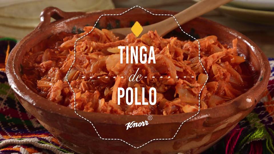 Tinga de Pollo con Chipotle