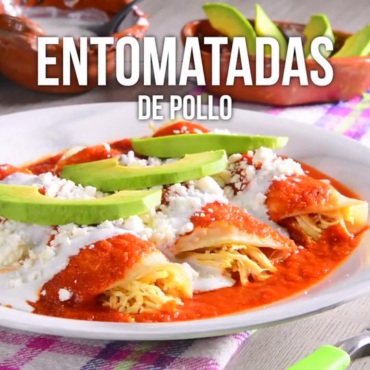 Entomatadas de Pollo con Queso y Crema