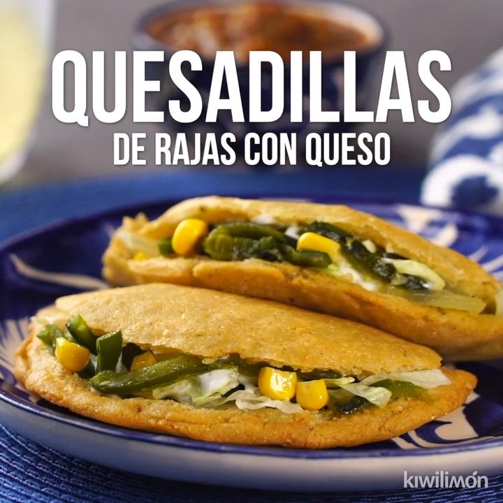 Quesadillas de Rajas con Queso