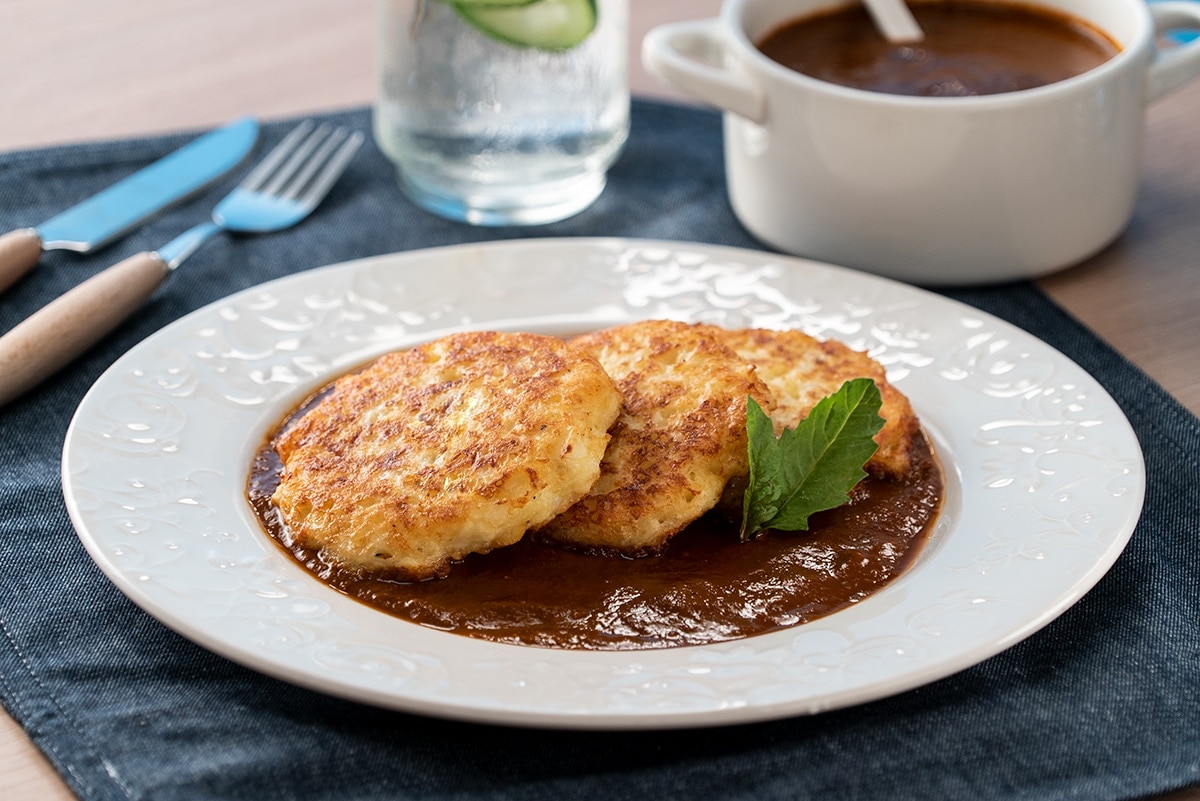 Tortitas de Coliflor en Salsa de Pasilla