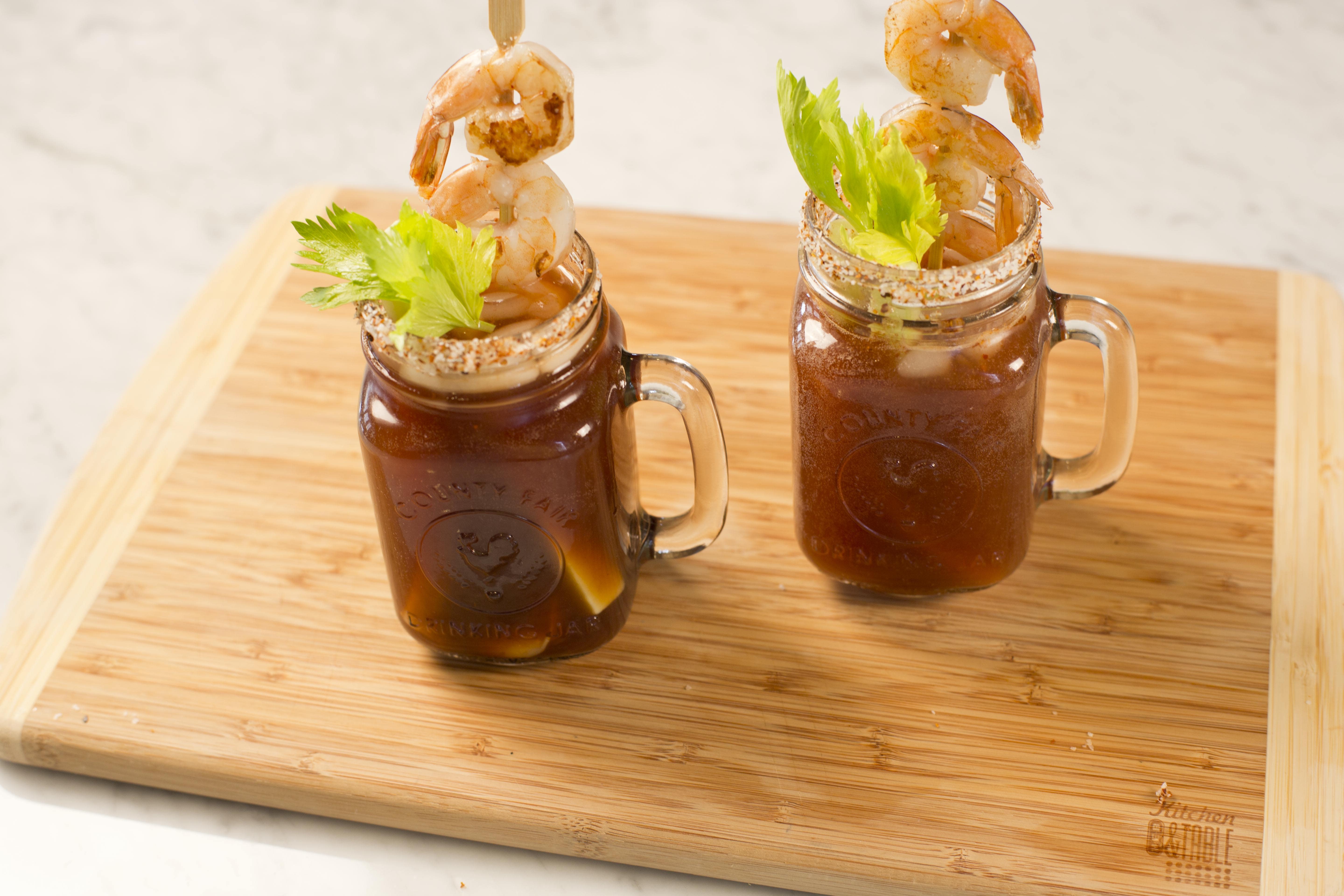 Michelada Cubana con Camarones