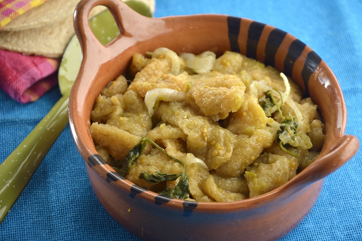 Chicharrón En Salsa Verde Fácil