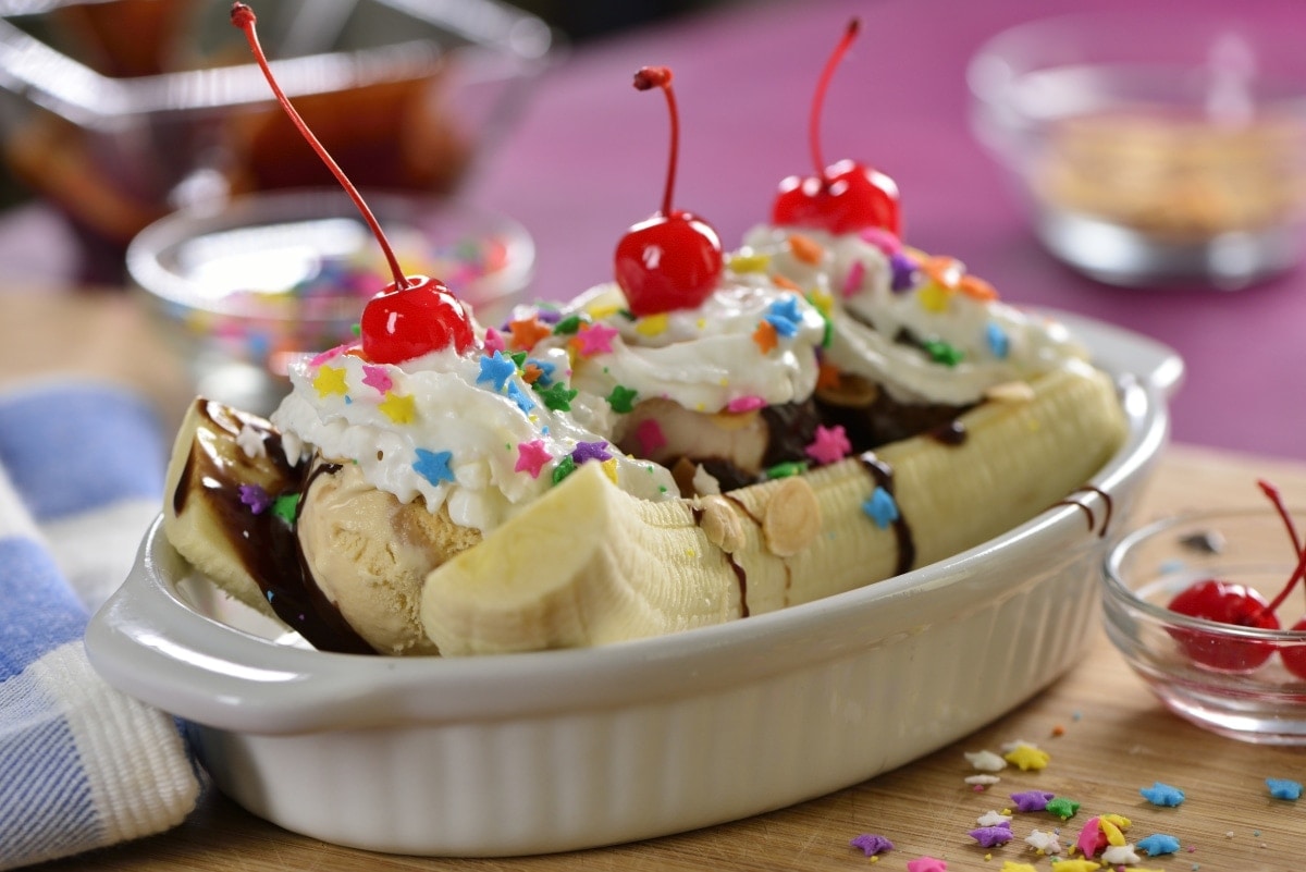 Banana split to best the heat! ctto. 
