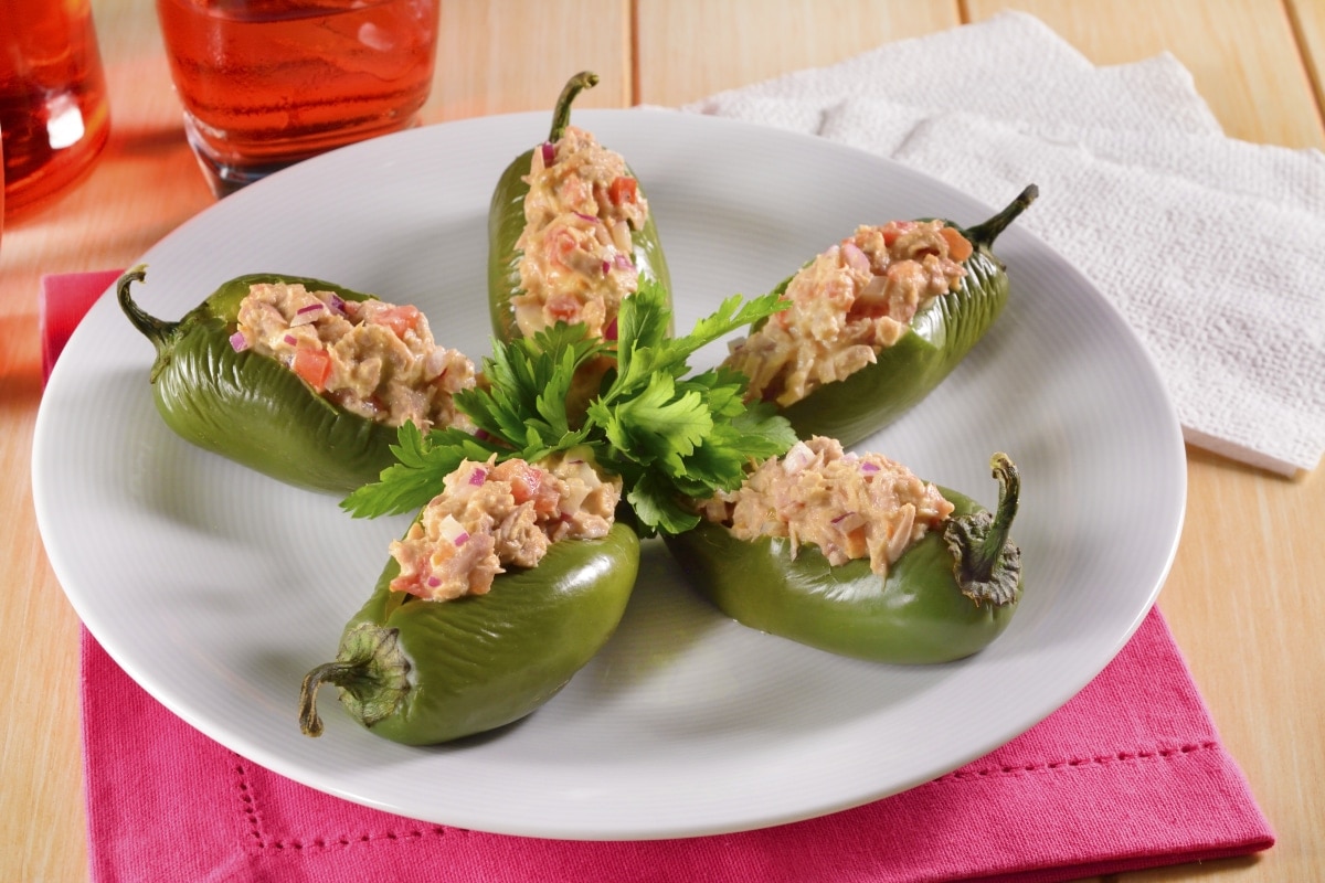 Chiles Jalapeños con Atún a la Mexicana