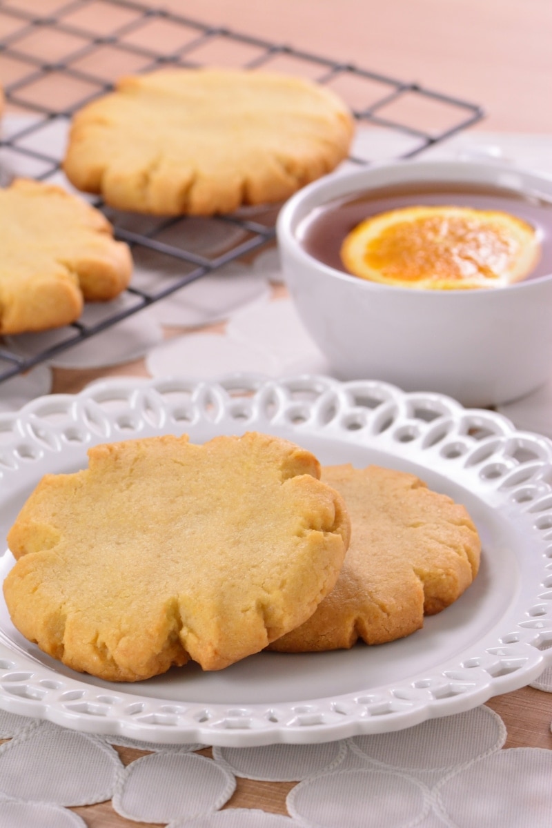 Tradicionales Polvorones De Naranja