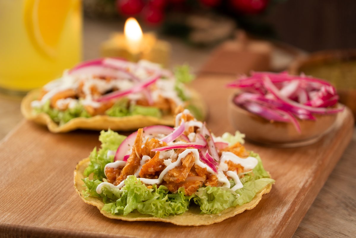 Tostadas de Tinga de Pavo