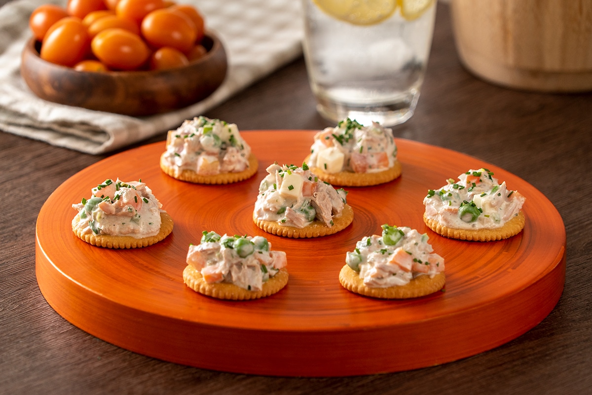 Ensalada de Atún con Galletas